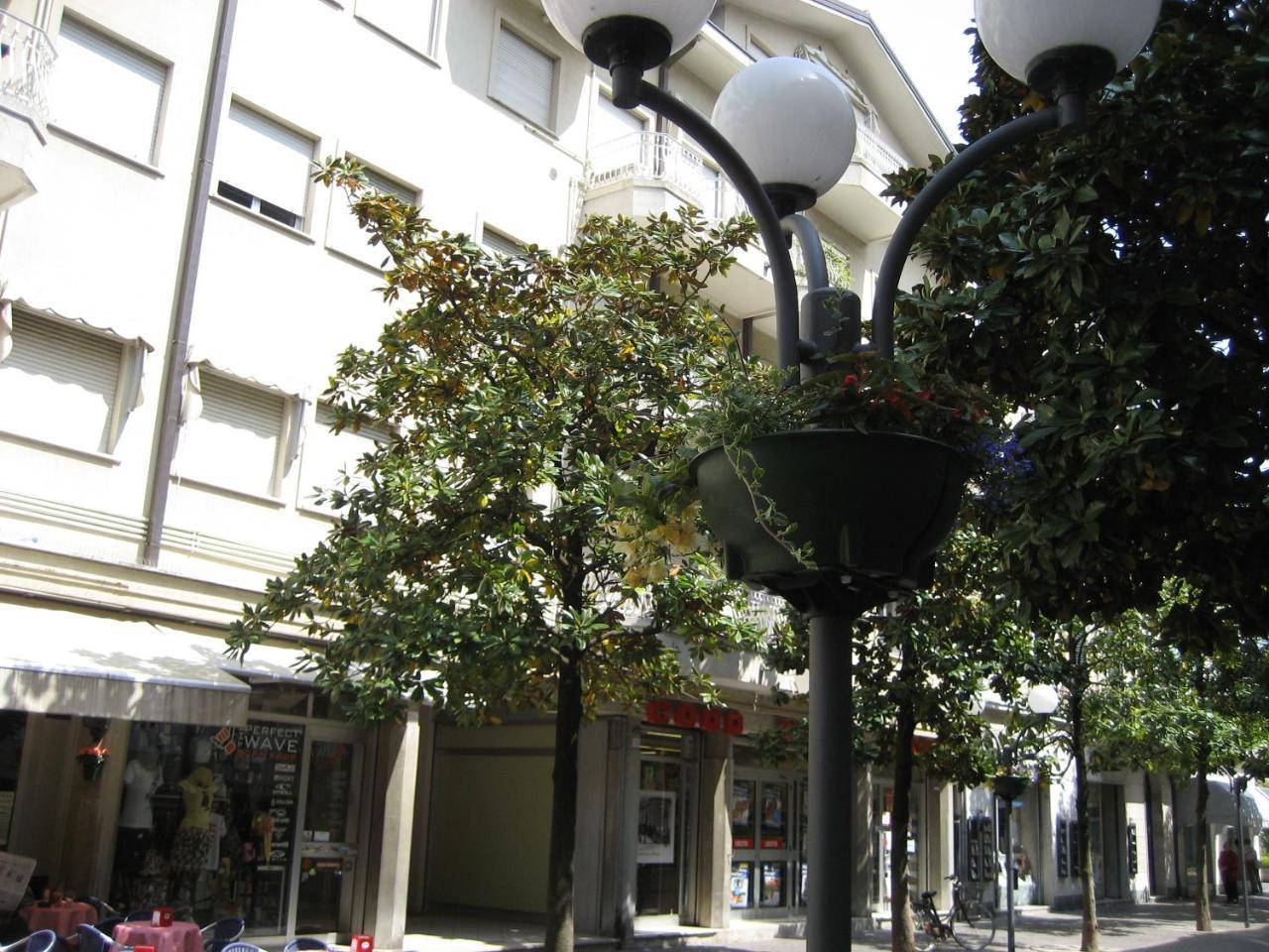 Appartamento Warner Grado Exterior foto